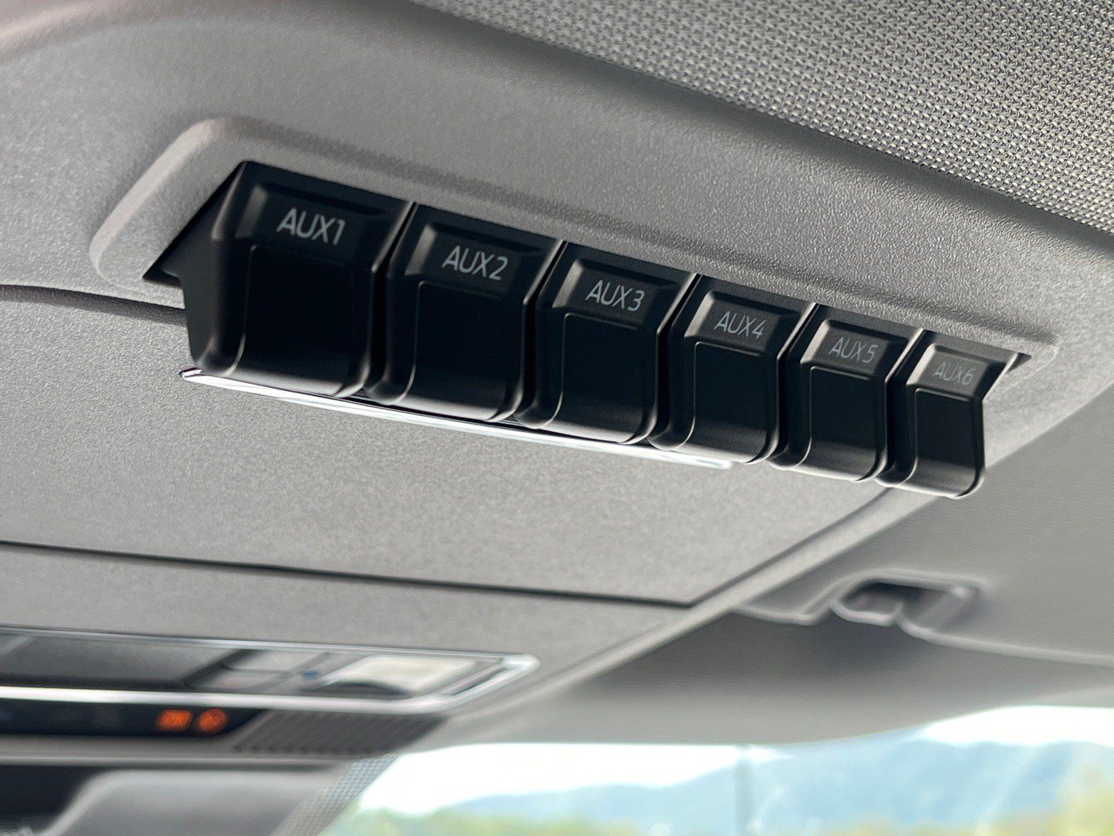 New 2026 Ford F450 Lariat AWD/4WD image 13