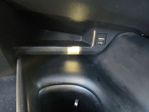 Certified 2021 Toyota C-HR LE image 18