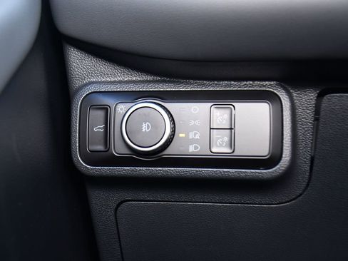 Used 2026 Ford Explorer Active w/ Active Comfort Package image 31