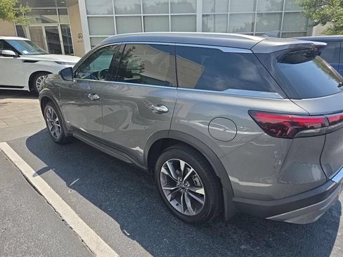 Certified 2022 INFINITI QX60 Luxe w/ Cargo Package FWD image 5