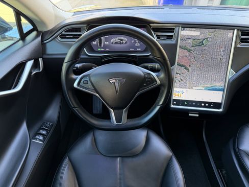 Used 2014 Tesla Model S 85 image 8