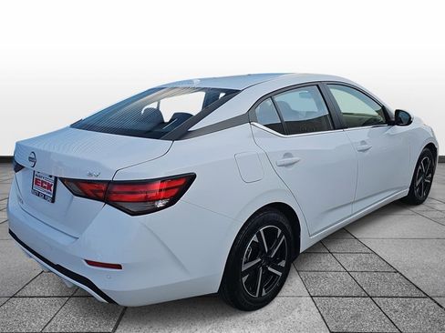 Used 2024 Nissan Sentra SV image 5