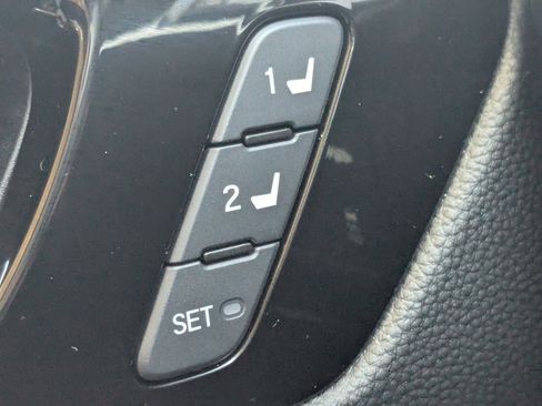 Used 2023 Honda CR-V EX-L image 38