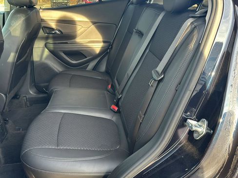 Used 2022 Buick Encore Preferred w/ Safety Package image 11