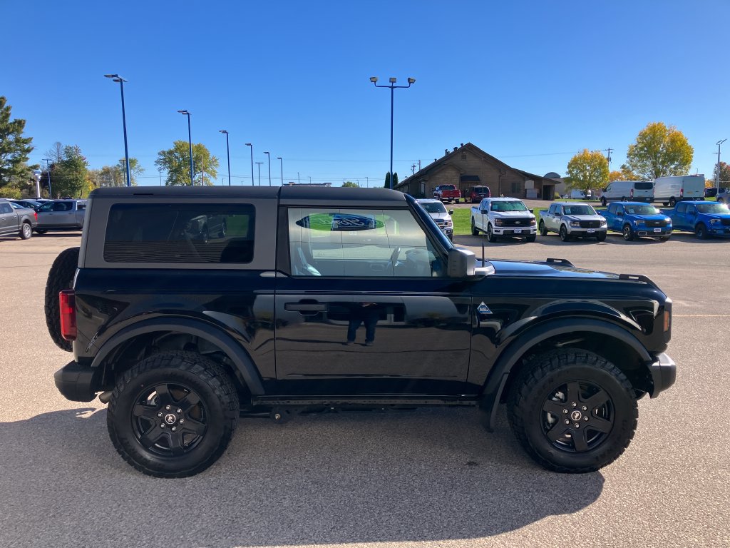 Used 2024 Ford Bronco Black Diamond AWD/4WD image 5