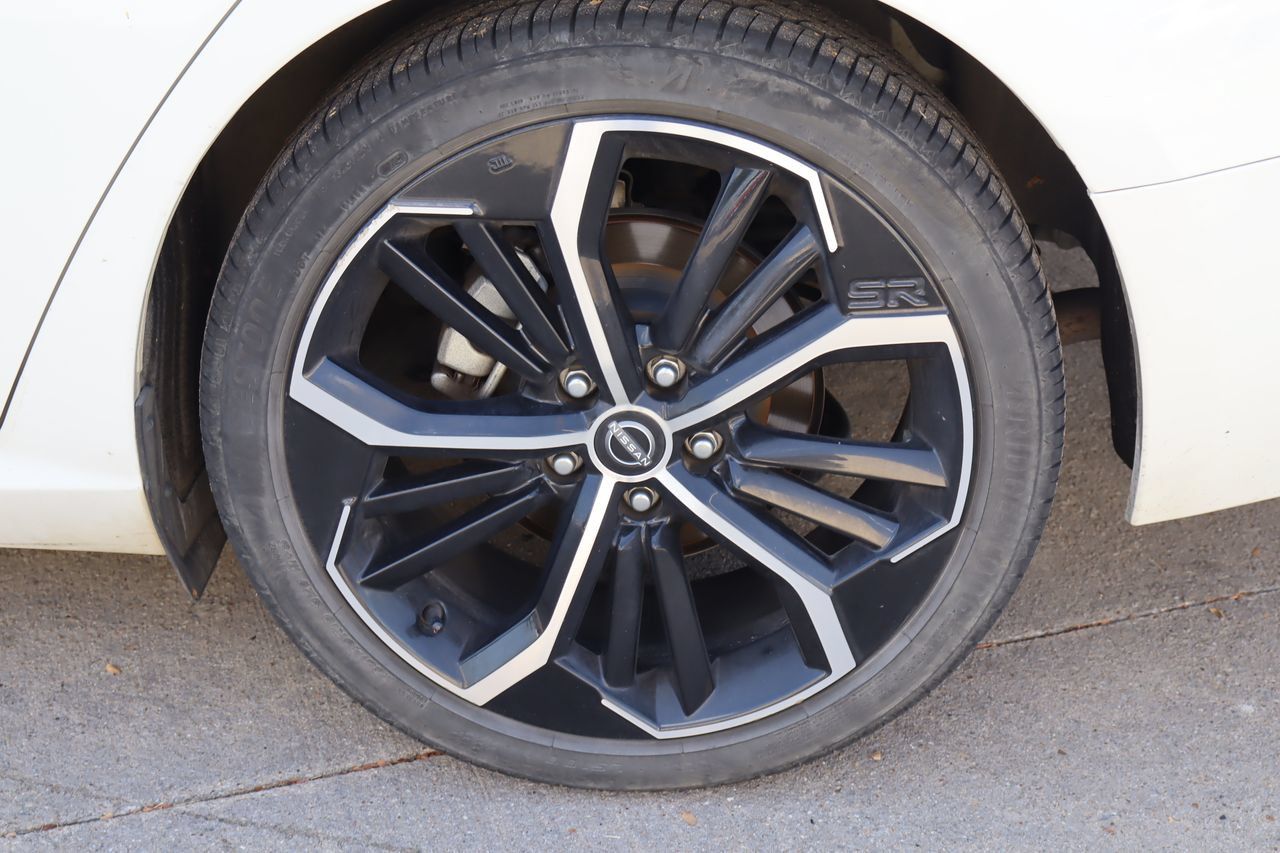 Used 2024 Nissan Altima 2.5 SR FWD image 26