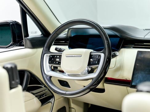 Used 2024 Land Rover Range Rover Long Wheelbase Autobiography AWD/4WD image 46