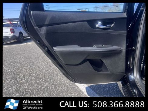 Used 2023 Kia Forte GT-Line w/ GT-Line Premium Package FWD image 14