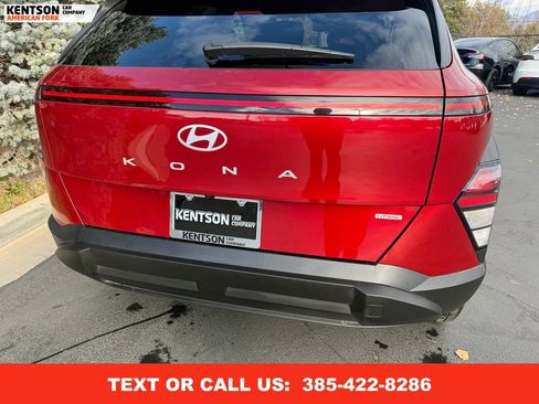 Used 2025 Hyundai Kona SEL image 35