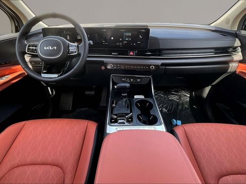 New 2026 Kia Carnival EX image 5