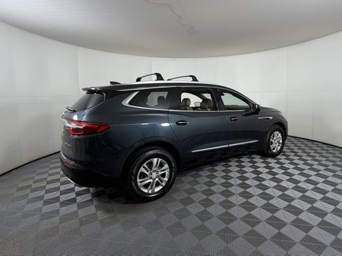 Used 2018 Buick Enclave Essence image 4