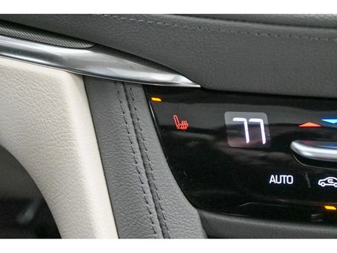 Used 2022 Cadillac XT5 Premium Luxury image 46