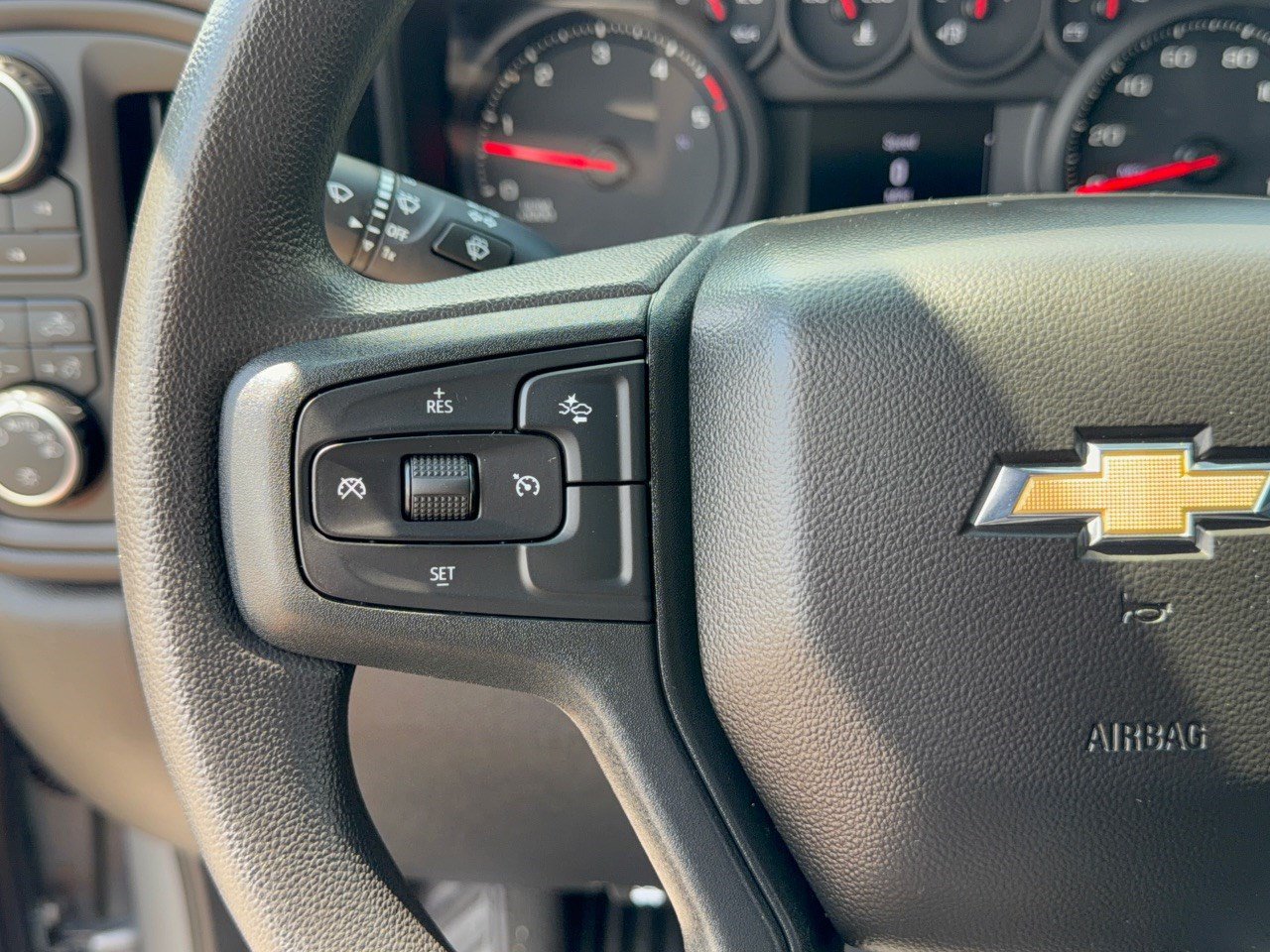 Certified 2026 Chevrolet Silverado 2500 Custom w/ Custom Value Package AWD/4WD image 18