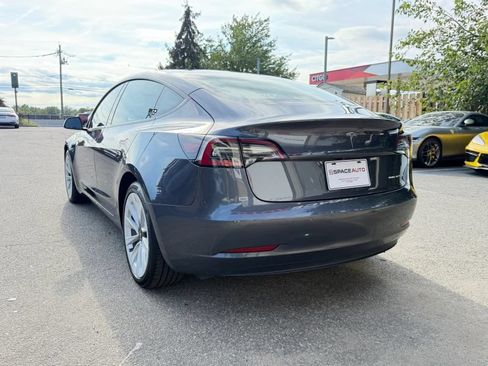 Used 2022 Tesla Model 3 Long Range AWD/4WD image 8