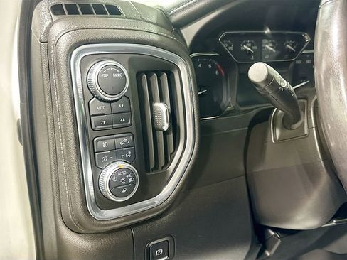Used 2021 GMC Sierra 1500 SLT w/ SLT Premium Package AWD/4WD image 12