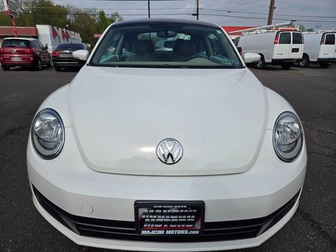 Used 2014 Volkswagen Beetle 2.5 FWD image 1