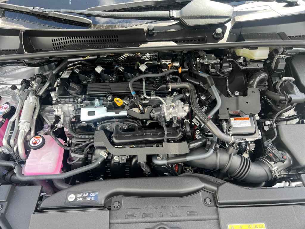 New 2027 Toyota Prius Plug-In Hybrid FWD image 21