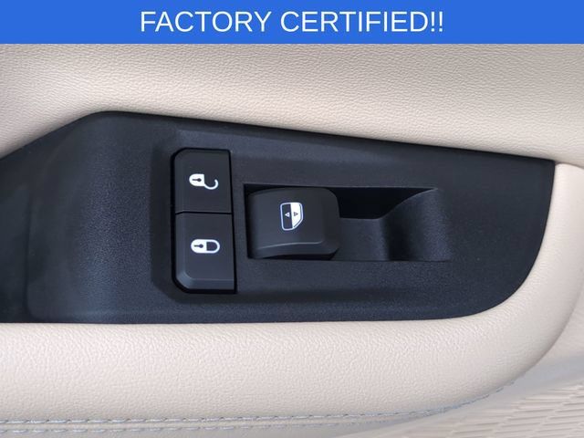 Certified 2025 Jeep Grand Cherokee Limited AWD/4WD image 30