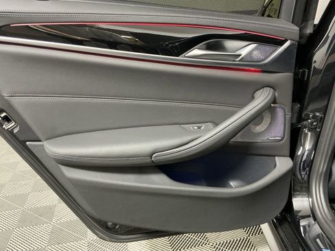 Used 2022 BMW M5 w/ Competition Package image 24