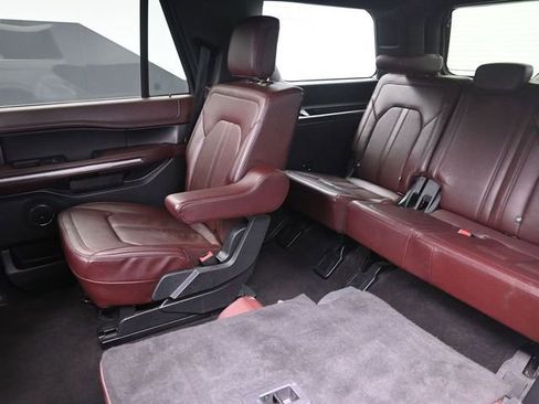 Used 2023 Ford Expedition Limited RWD image 19