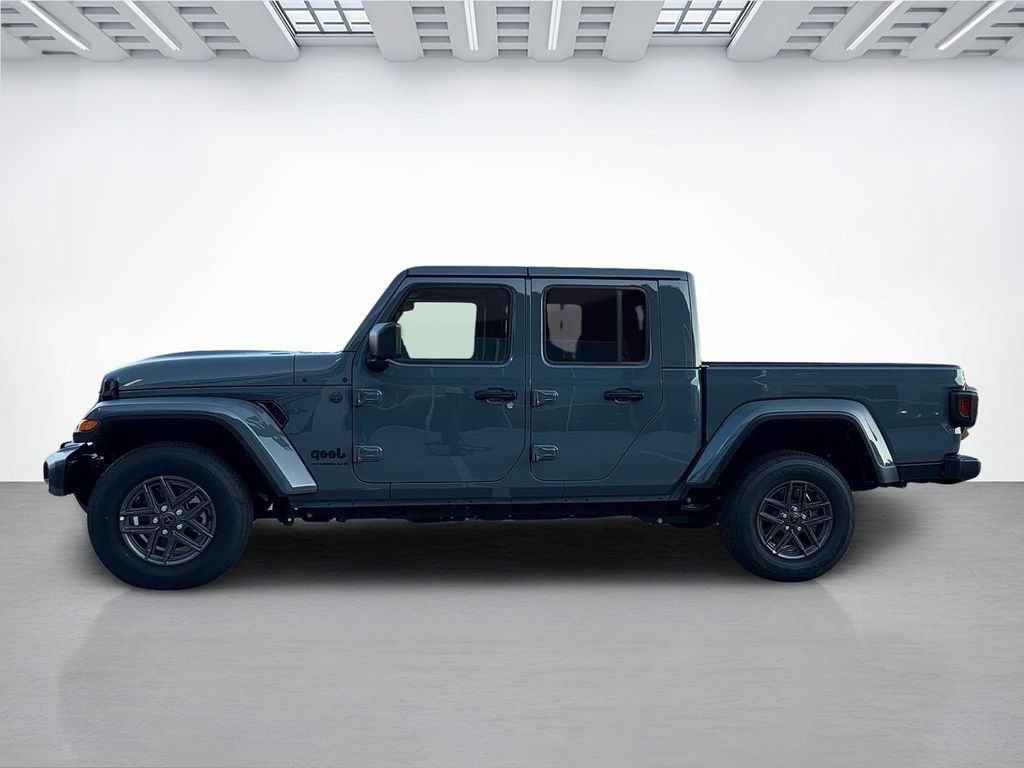 New 2026 Jeep Gladiator Sport AWD/4WD image 3