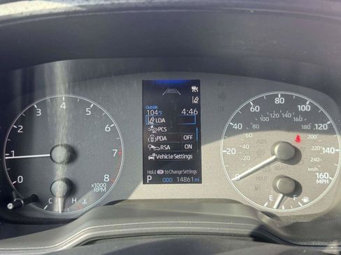 Used 2025 Toyota Corolla LE FWD image 23