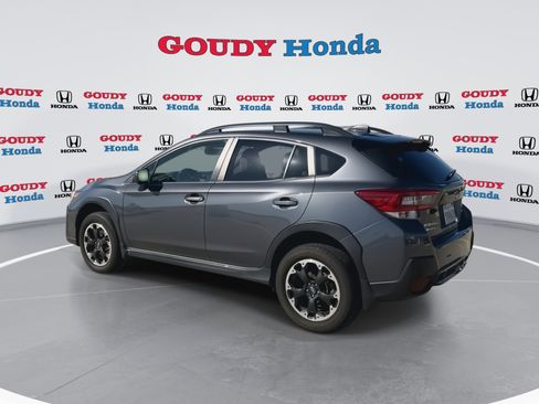 Used 2023 Subaru Crosstrek 2.0i Premium image 6