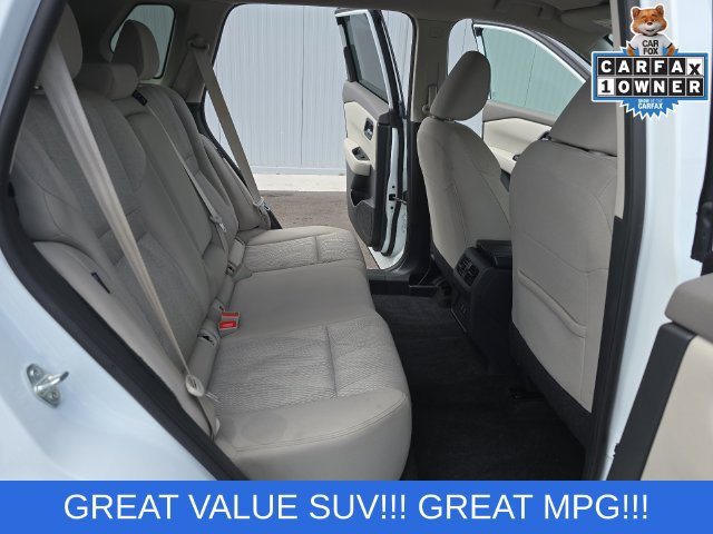 Used 2025 Nissan Rogue SV FWD image 10