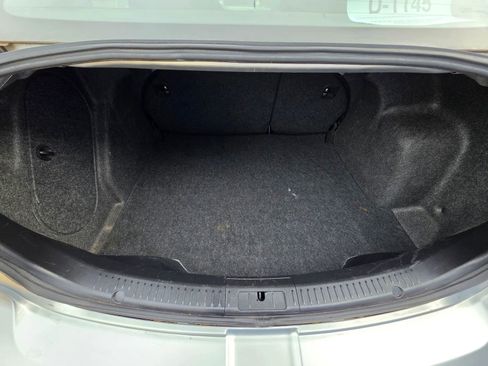 Used 2008 MAZDA MAZDA3 i Touring image 11