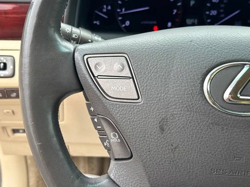 Used 2011 Lexus LS 460 AWD w/ Luxury Value Edition image 16