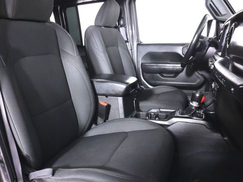 Used 2022 Jeep Wrangler Unlimited Sport AWD/4WD image 39