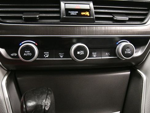 Used 2019 Honda Accord LX image 16