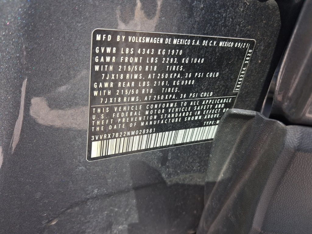 Certified 2022 Volkswagen Taos SE FWD image 14