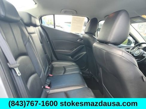Used 2017 MAZDA MAZDA3 Touring FWD image 22