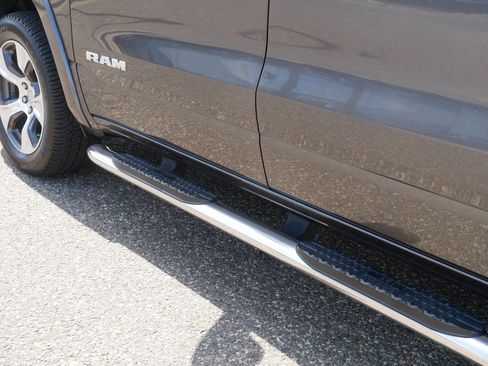 Used 2022 RAM 1500 Laramie AWD/4WD image 38