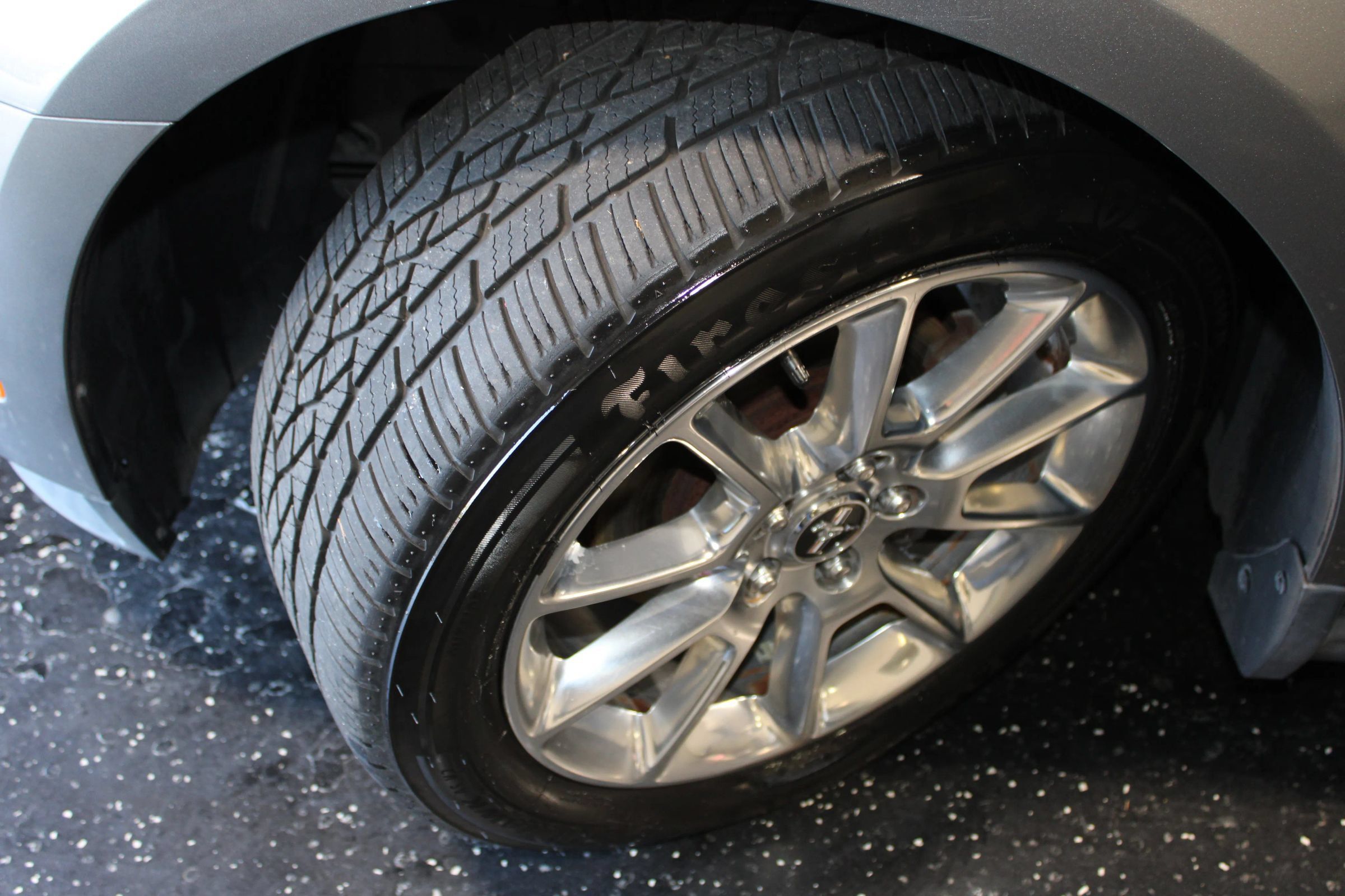 Used 2010 Ford Mustang Coupe RWD image 29