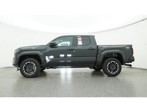 Used 2024 Toyota Tacoma TRD Sport image 23