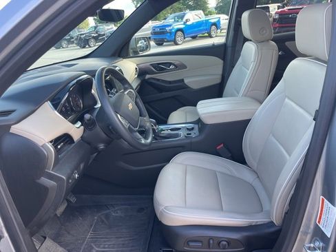 Used 2023 Chevrolet Traverse Premier w/ LPO, Floor Liner Package image 17