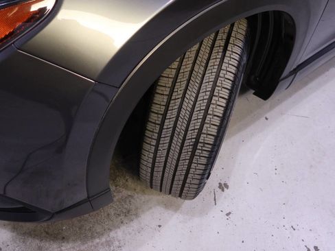 Used 2019 MAZDA CX-9 Touring w/ Touring Premium Package image 11