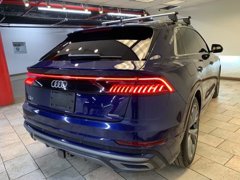 Used 2021 Audi Q8 Prestige w/ Prestige Package image 8