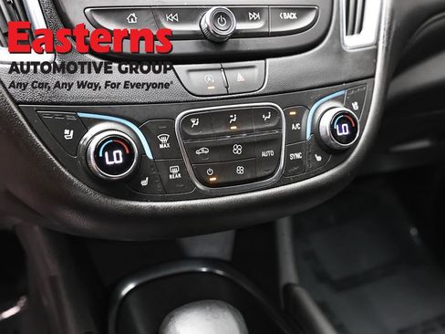 Used 2024 Chevrolet Malibu LT FWD image 20