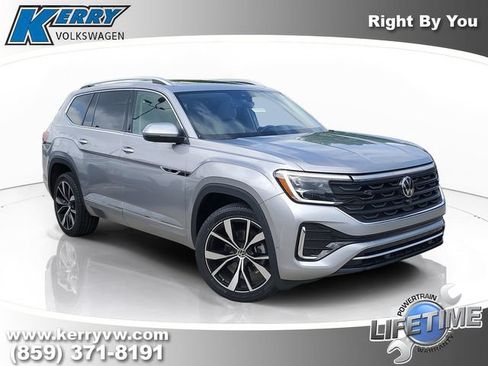 Used 2024 Volkswagen Atlas SEL Premium R-Line AWD/4WD image 1