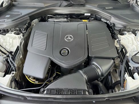 Certified 2025 Mercedes-Benz GLC 300 GLC 300 image 22