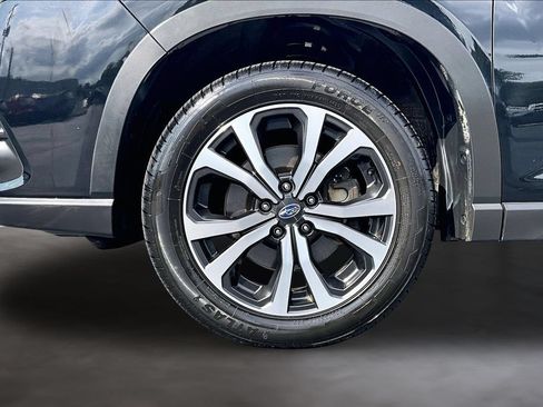 Used 2023 Subaru Forester Limited AWD/4WD image 9