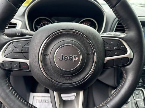 Used 2018 Jeep Compass Latitude w/ Popular Equipment Group AWD/4WD image 25