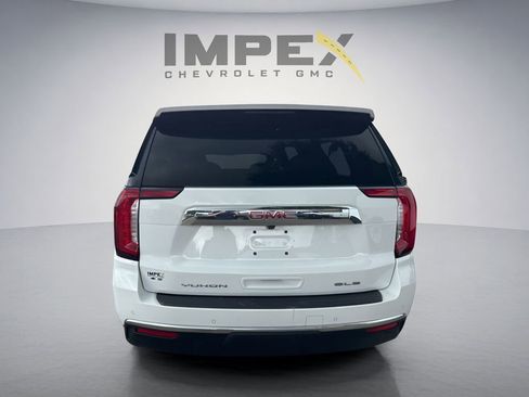 Used 2022 GMC Yukon XL SLE w/ Gmc Pro Safety Plus Package AWD/4WD image 4