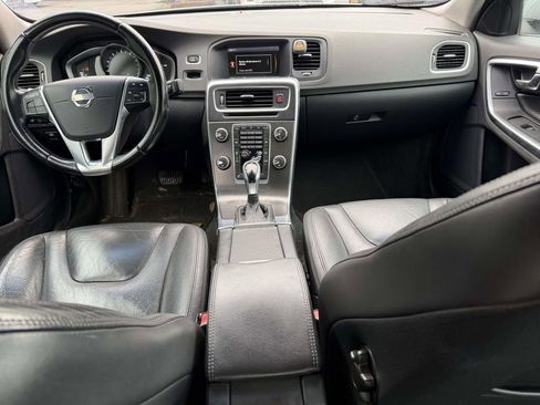 Used 2014 Volvo S60 T5 FWD image 8