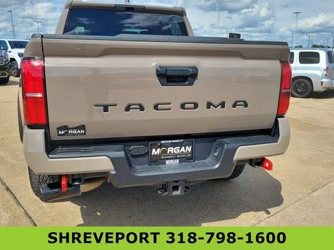Used 2026 Toyota Tacoma TRD Off-Road AWD/4WD image 32