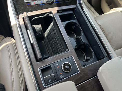 Used 2022 Lincoln Navigator Reserve RWD image 18