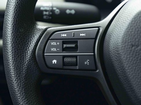 Used 2026 Honda HR-V LX image 19